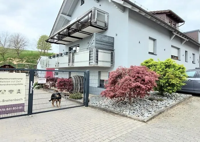 Urlaub Im Bauwagen *